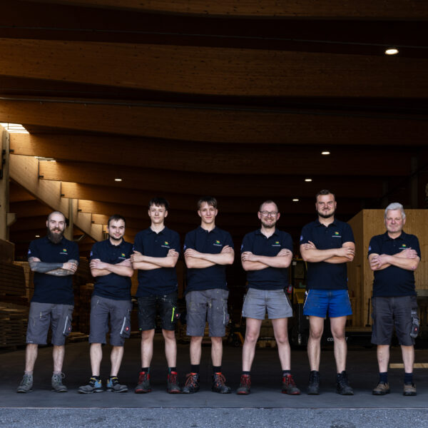 Teambild Holz Reisecker, Abbindehalle