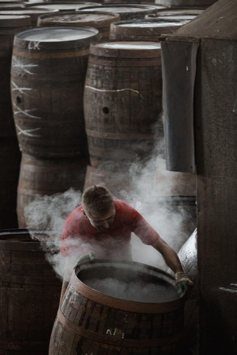 In der Speyside Cooperage entstehen Fässer aus Eichenholz